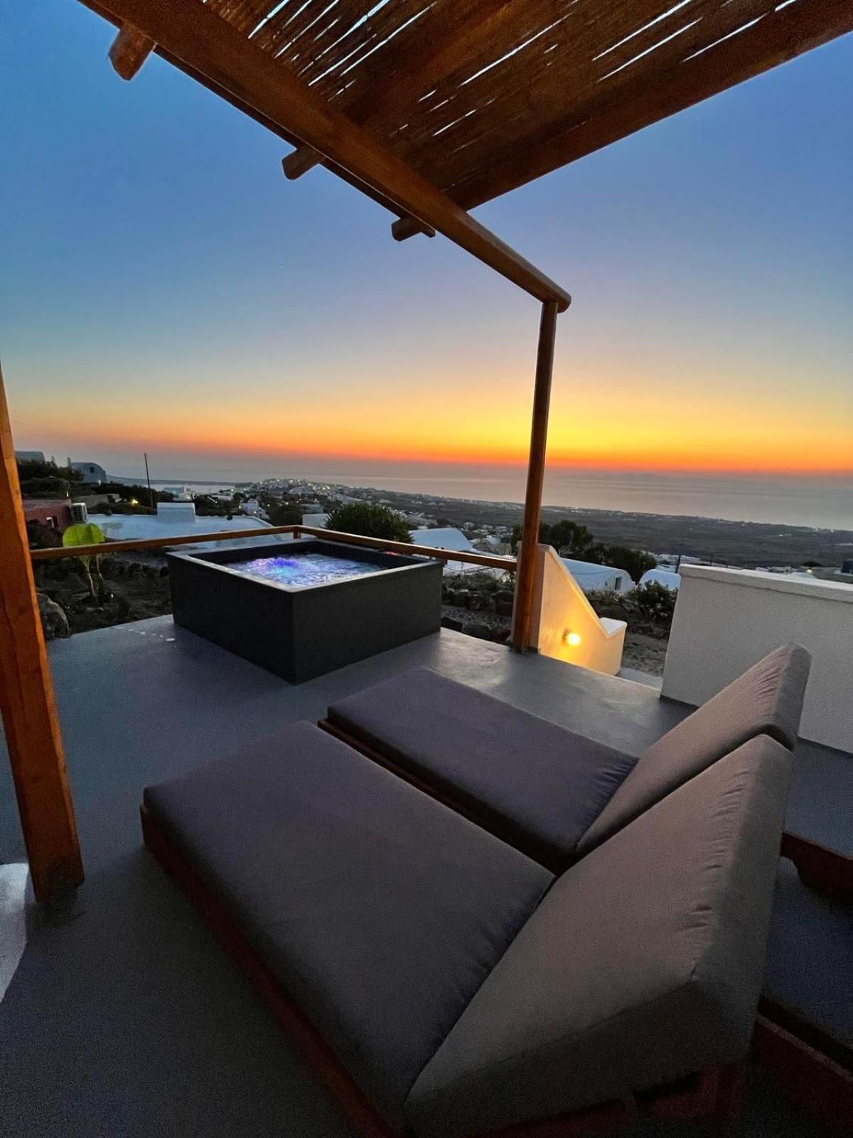 Sunset Paradise Oia Exterior photo