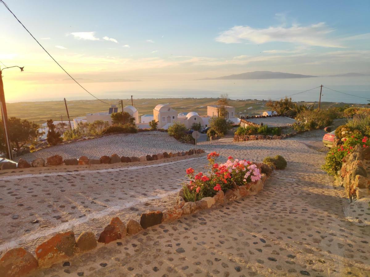Sunset Paradise Oia Exterior photo